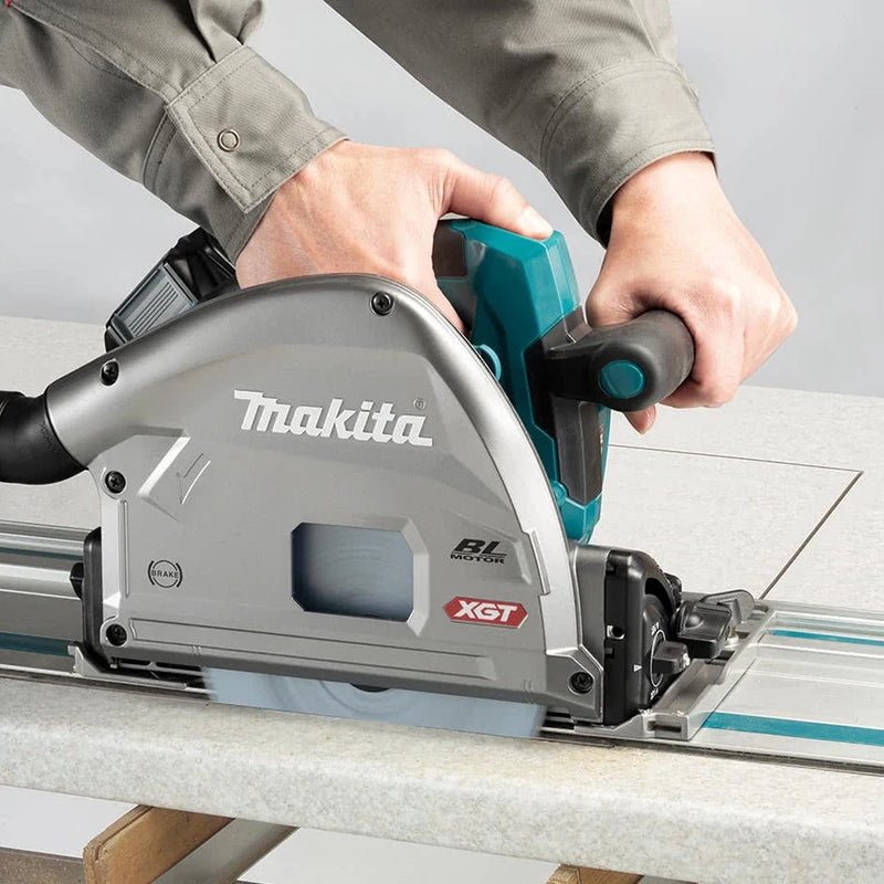 Makita SP001G Kit Plunge Cut Saw XGT Brushless Cordless AWS 165MM 6-1/2" 40V Lithium Power Tools 4900RPM With Battery Charger