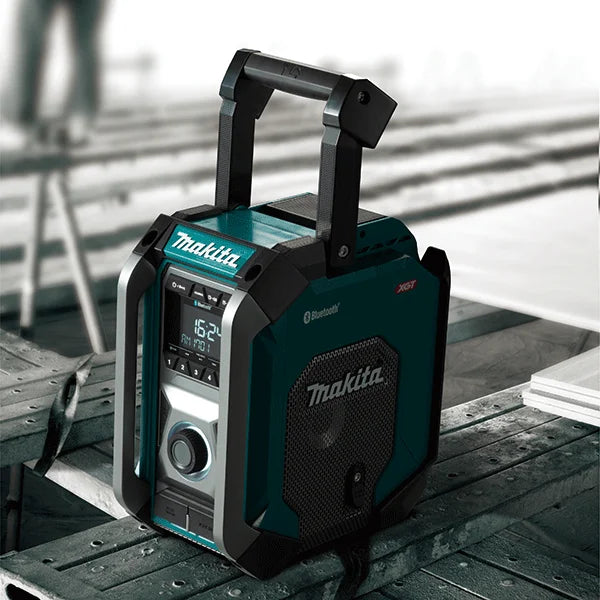 Makita MR006GZ02 Cordless Job Site Radio 40V 18V 12V Lithium Power Tools