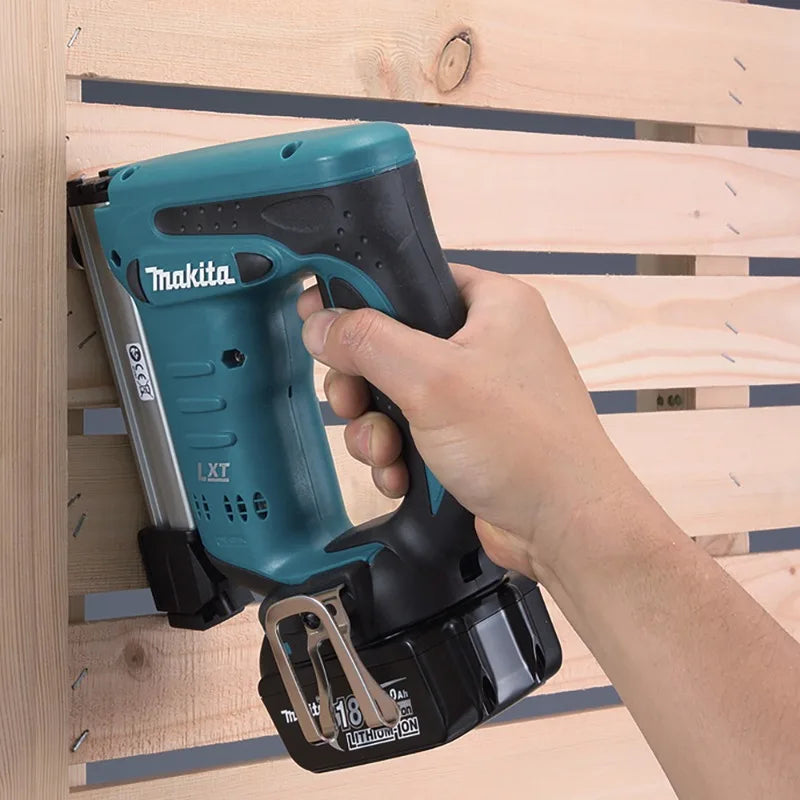 Makita DST221Z Cordless LXT 10mm Crown Stapler 18V Lithium Power Tools