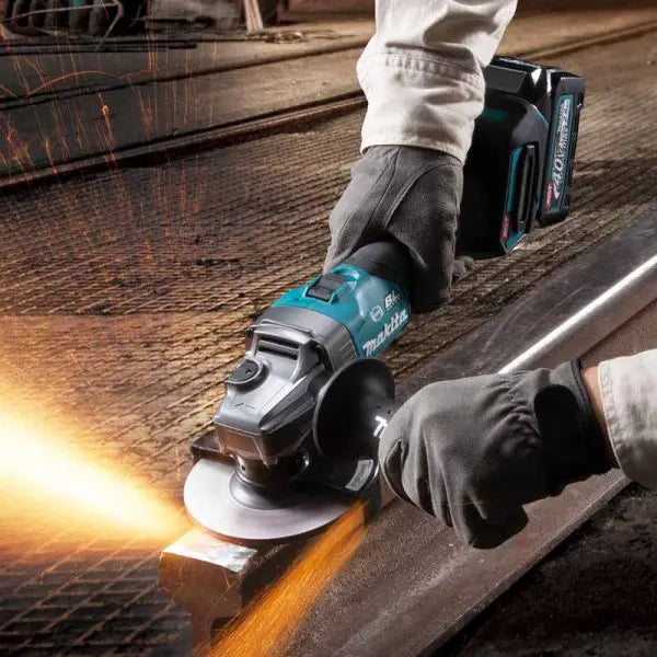 Makita GA005GZ Brushless Cordless 125MM (5") Slide Switch Angle Grinder 40V Lithium Power Tools 8500RPM