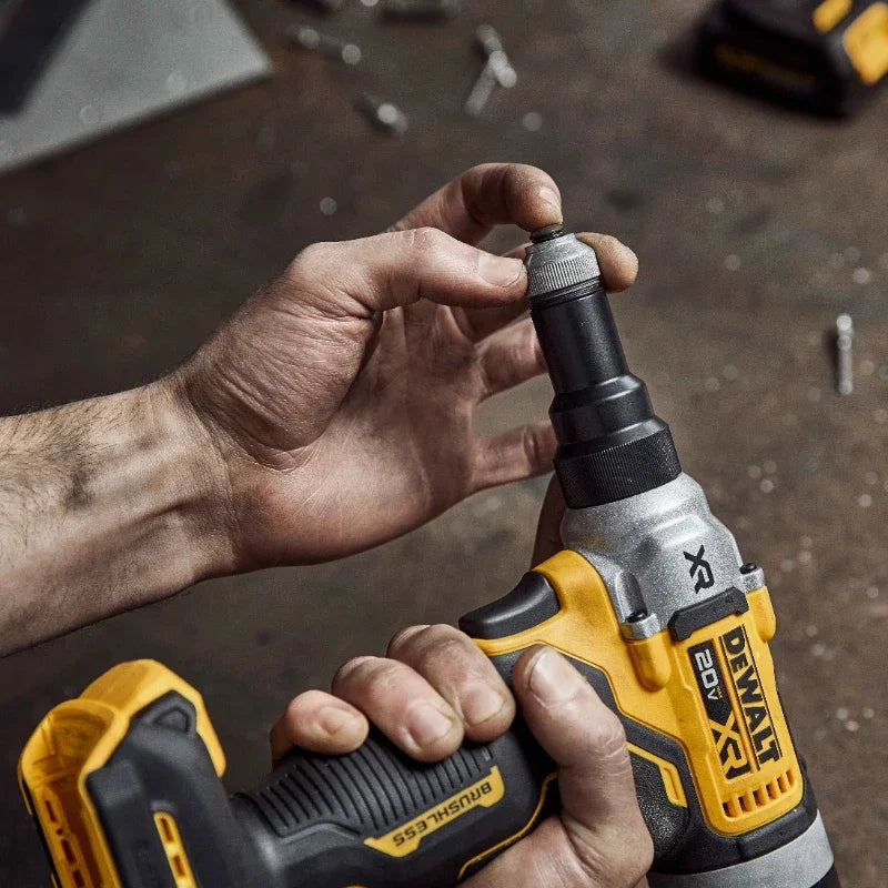 DEWALT DCF414 Kit Brushless Cordless 1/4" (6.4MM) Rivet Tool 20V Lithium Power Tools 20KN With Battery Charger